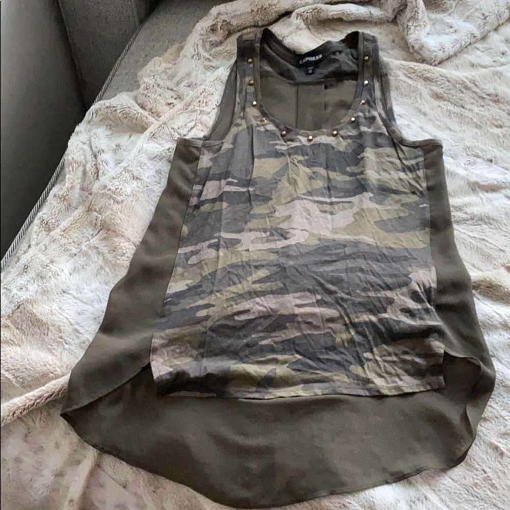 EXPRESS Summer Top